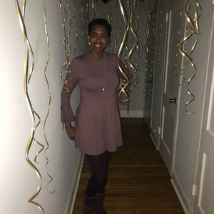 Meet your Posher, Robyn